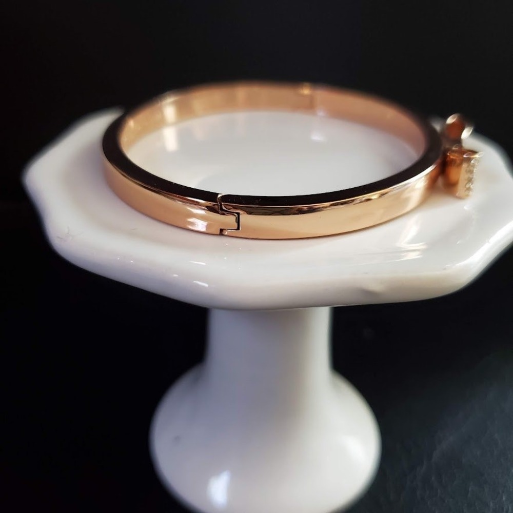 Kate Spade Ready Set Bow Hinged Bangle Bracelet Rose Gold with Pave Bow Signed - Picture 2 of 11